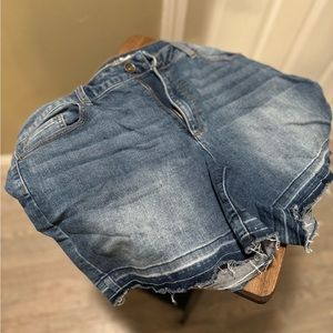 Ruff hewn Jean Shorts